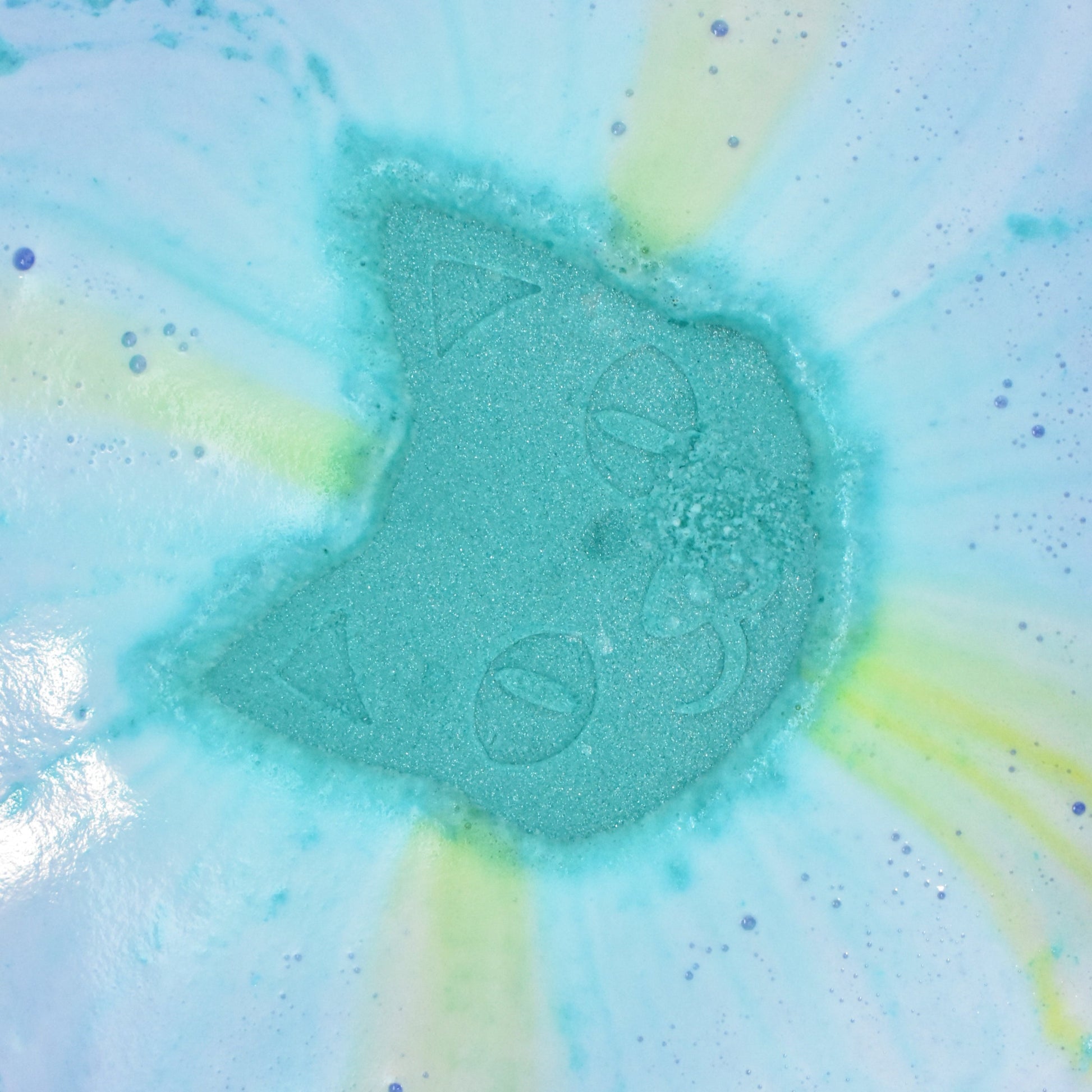 Pretty Kitty Bath Bomb - Small Batch Soaps